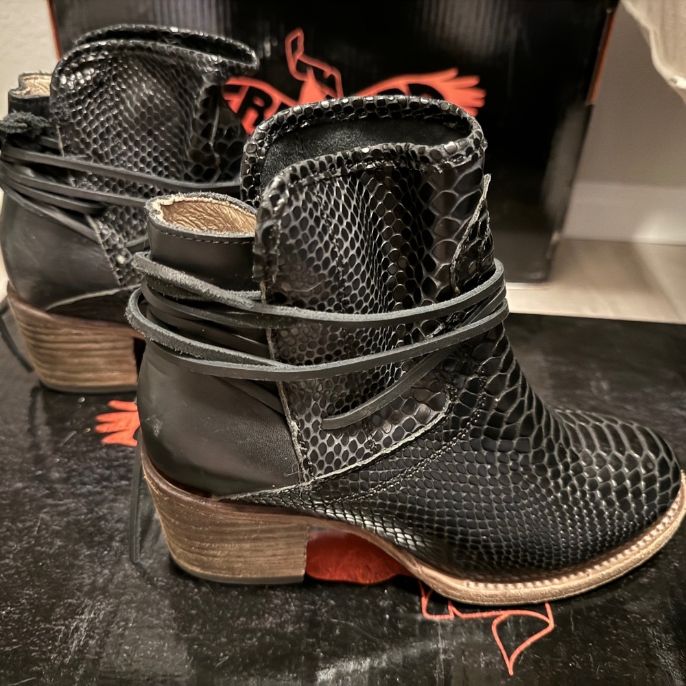 Freebird Casey bootie